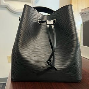 Louis Vuitton NeoNoe MM